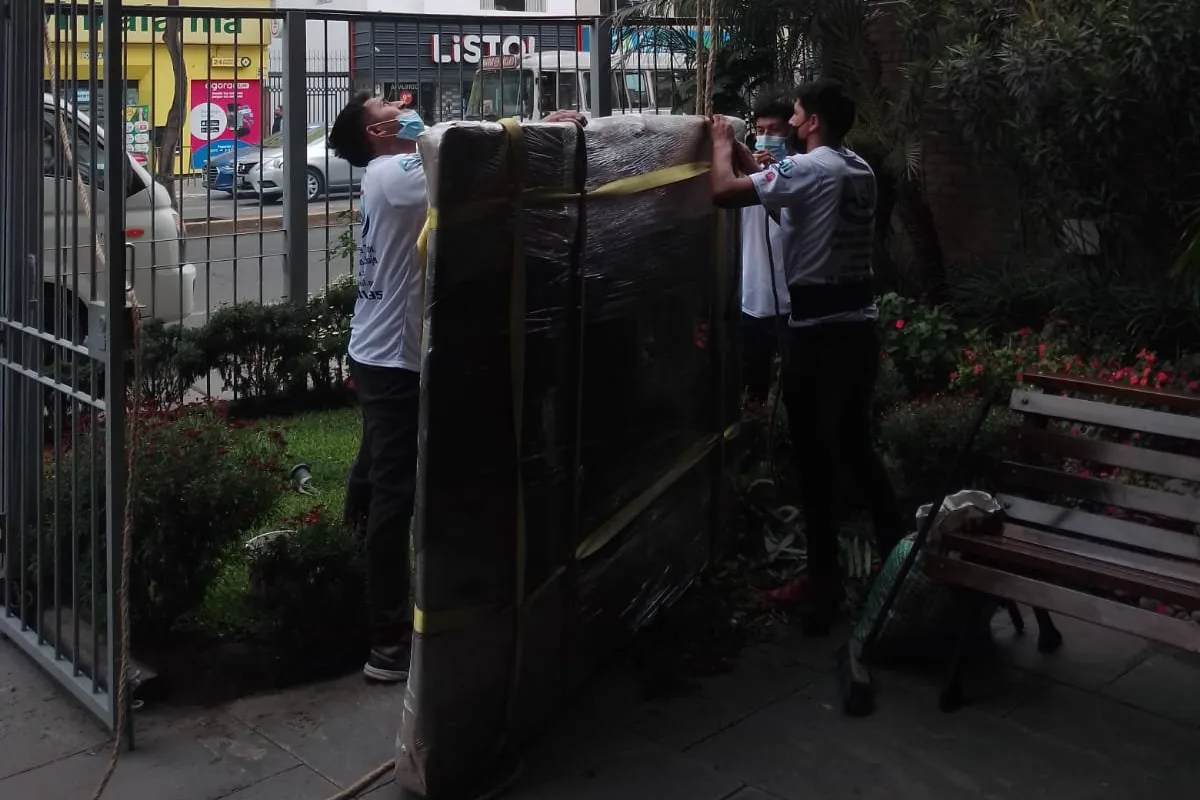 Servicio de izaje de cargas en Peru Transportes ASIL Peru 2